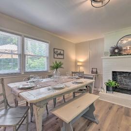 Charming Retreat on 5 Acres w/ Deck & Grill!، فندق في Monticello