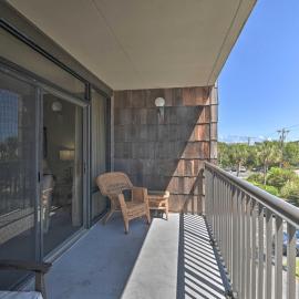 Pawleys Island Condo Retreat w/ Beach Access!