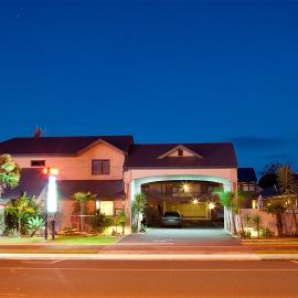 Aquarius Motor Inn, hotelli kohteessa Mount Maunganui