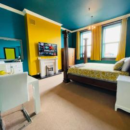 PHOENIX Apartments