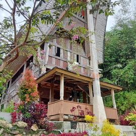 NUANSA HOMESTAY Authentic&Hospitality, hotel v mestu Rantepao