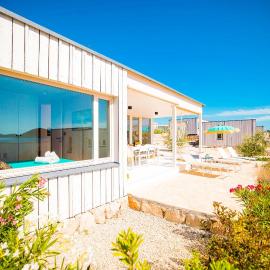 BUQEZ ECO RESORT - Beach Villa 12 - Nice view: Drage şehrinde bir otel