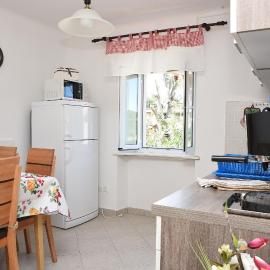 Apartman Anamarija Valun II, Hotel in Valun