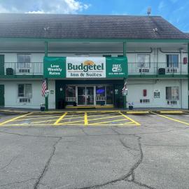 Budgetel Inn and Suites - Louisville, hotel in Louisville
