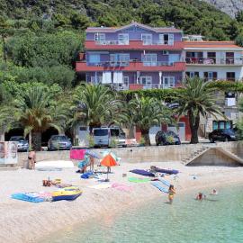 Apartments and rooms by the sea Podgora, Makarska - 2616, מלון בפודגורה