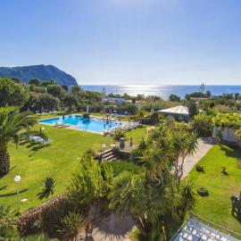 Hotel Belsole, khách sạn ở Forio di Ischia