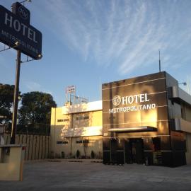 Hotel Metropolitano Tampico，坦皮科的飯店