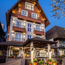 Hotel Fioreze Centro