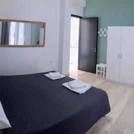 Nikilein's House, διαμέρισμα 150μ απο την παραλία, hotel en Rodas
