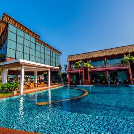 Mai Morn Resort SHA Plus, hotel a Phuket