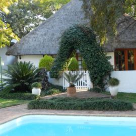 President Paul Kruger Guest Lodge, хотел в Рустенбург