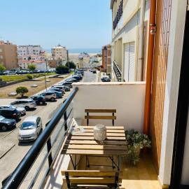 Azul sea’s view flat (3bedrooms), 3 terraces/wifi, hotel in Buarcos