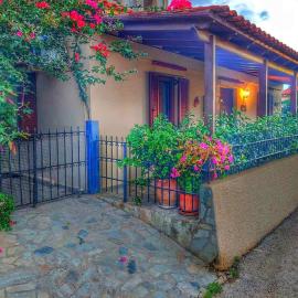 Elisavet's House, hotel in Platanias