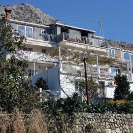 Apartments with parking space Plat, Dubrovnik - 4776, hôtel à Mlini