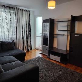 Apartament de vis cu parcare privata, hotelli kohteessa Chiajna