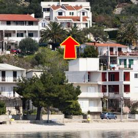 Apartments by the sea Igrane, Makarska - 5266, hotel in Igrane