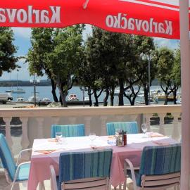 Apartments by the sea Punat, Krk - 5328