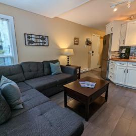 Cozy 1BR Walk to Gondola, Sleep 4, Free Parking