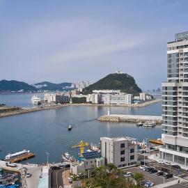 Citadines Connect Hari Busan, hotel di Busan