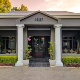 37 On Anderson: Pretoria şehrinde bir otel