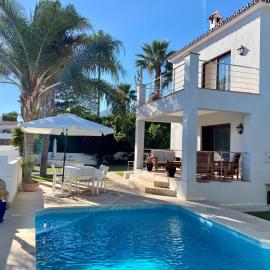 Blue Moon Marbella