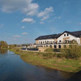 Hotel nad Pilicą, hotel a Przedbórz
