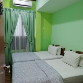 1511 Guest House
