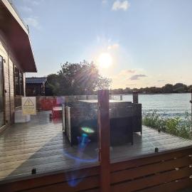 Tattershall Lakeside Lodge Indulgent wheelchair ramp 8 berth with Hot Tub & Starlink