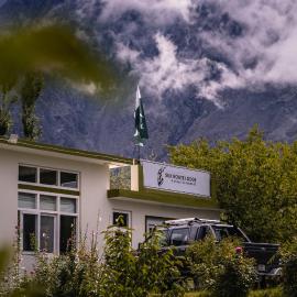 Silk Route Lodge - Hunza, khách sạn ở Gulmit