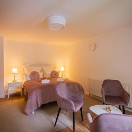 ApartOne Land-Hotel, hotell sihtkohas Sebnitz