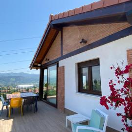 Casa Los Rinocerontes, hotel a Penagos