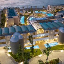 Amira Luxury Resort & Spa - Adults Only, hotel u gradu Adelianos Kampos
