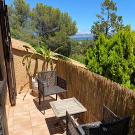 Appartement de vacances au calme absolu, vue mer.