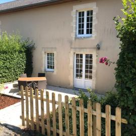 Normandia Parfum de pommes et d'histoire, Hotel in Nonant