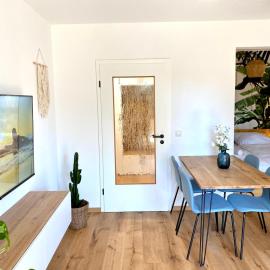 Jungle Suite mit Balkon I Parkplatz I Zentrum