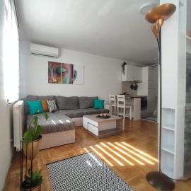 Apartman Buda, hotel i Lukavica