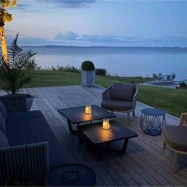 Stylish lake view house