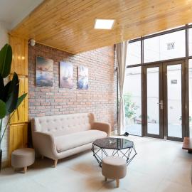 Private room in Halong center, hotel in Ha Long