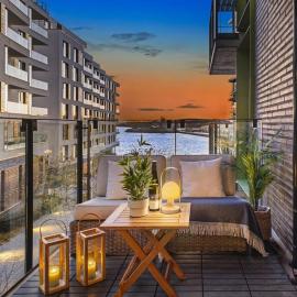 Bright & exclusive 1BR in Prime Location, located on water in Oslo center with see view to Oslo fjord，奧斯陸的飯店