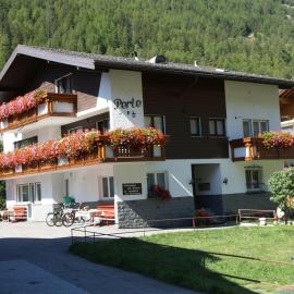 Ferienhaus Perle, hotel in Saas-Grund