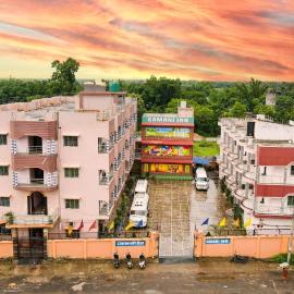 Somani Inn, hotel i Jhārgrām