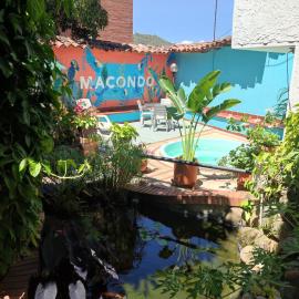 산힐에 위치한 호텔 Macondo Hostel