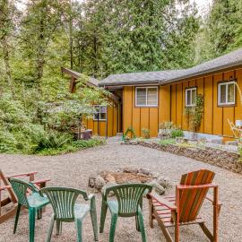 Creekside Cabin, hotel a Rhododendron