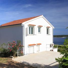 Apartments with parking space Brgujac - Vis - 8919, hotel in Rukavac