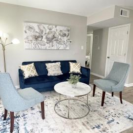 Rad Retreat - Pet Friendly - King Bed - Long Term Stays, hotel in Durham