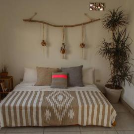 Cien Palmas- Authentic Mexican Casita 2 -Downtown, hotel in Todos Santos