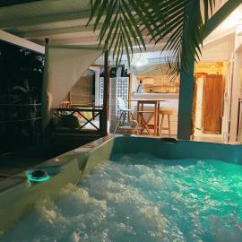 Maison 1 pièce Karaib Lodge, jacuzzi privé