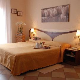 Hotel La Fenice, hotel Formiginében