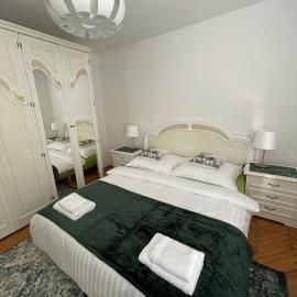 Green Apartment, Hotel in Kolo