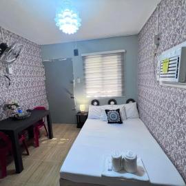DJCI Apartelle Walk to Robinson & NE Pacific Mall 3 Min to SM Cabanatuan, hotel in Cabanatuan